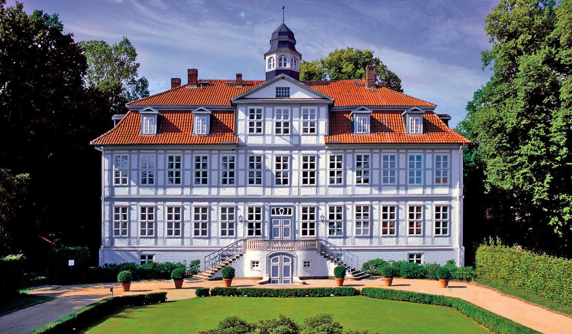 Schloss Lüdersburg Luedersburg Exterior foto